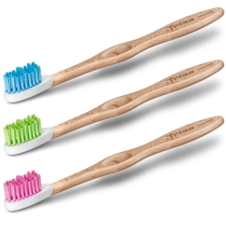 Trisa Natural Clean Young Soft