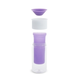 Munchkin Miracle 360? Becher 266ml Isoliert Person